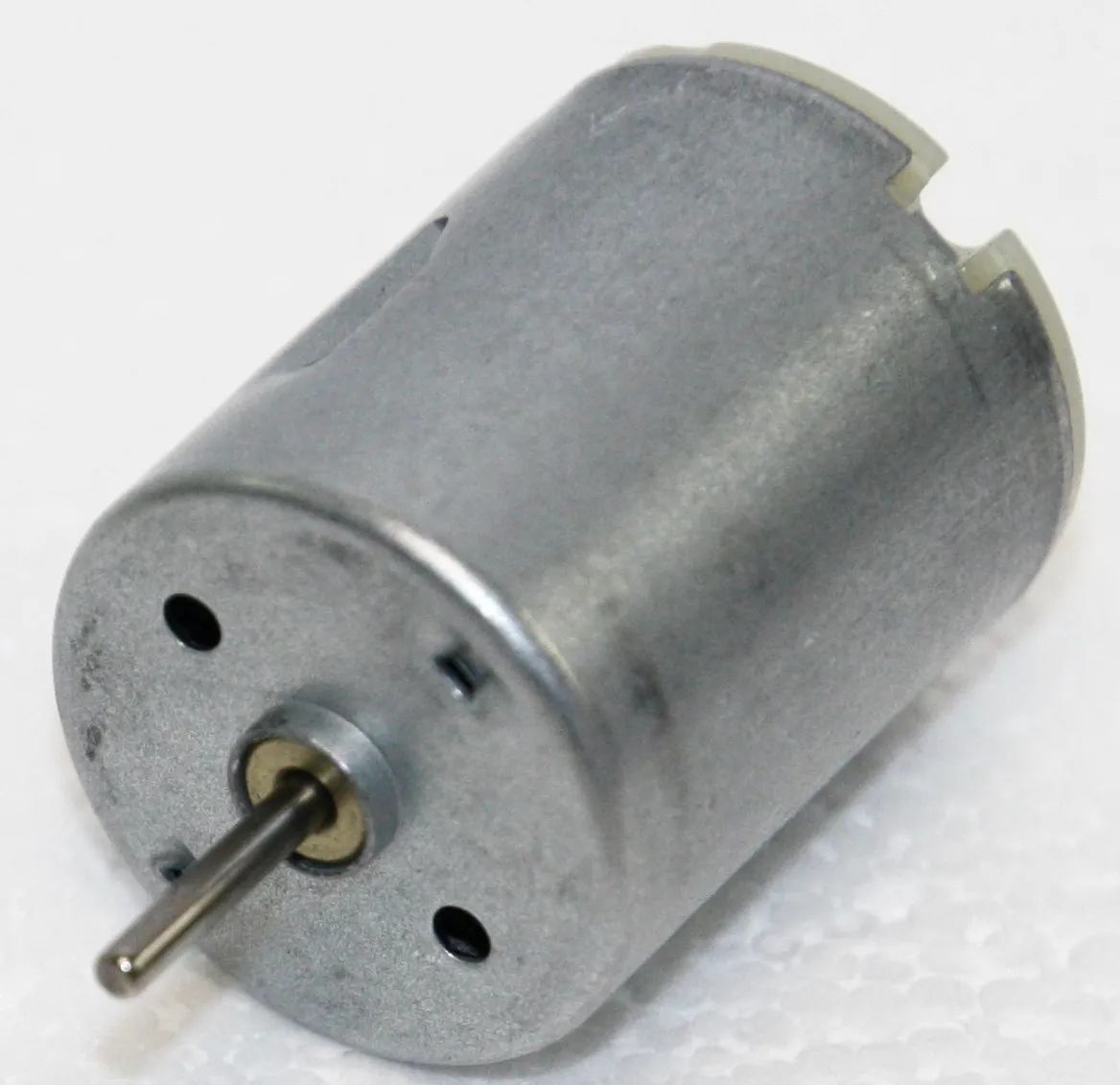 DC motor 8,5......15,5V