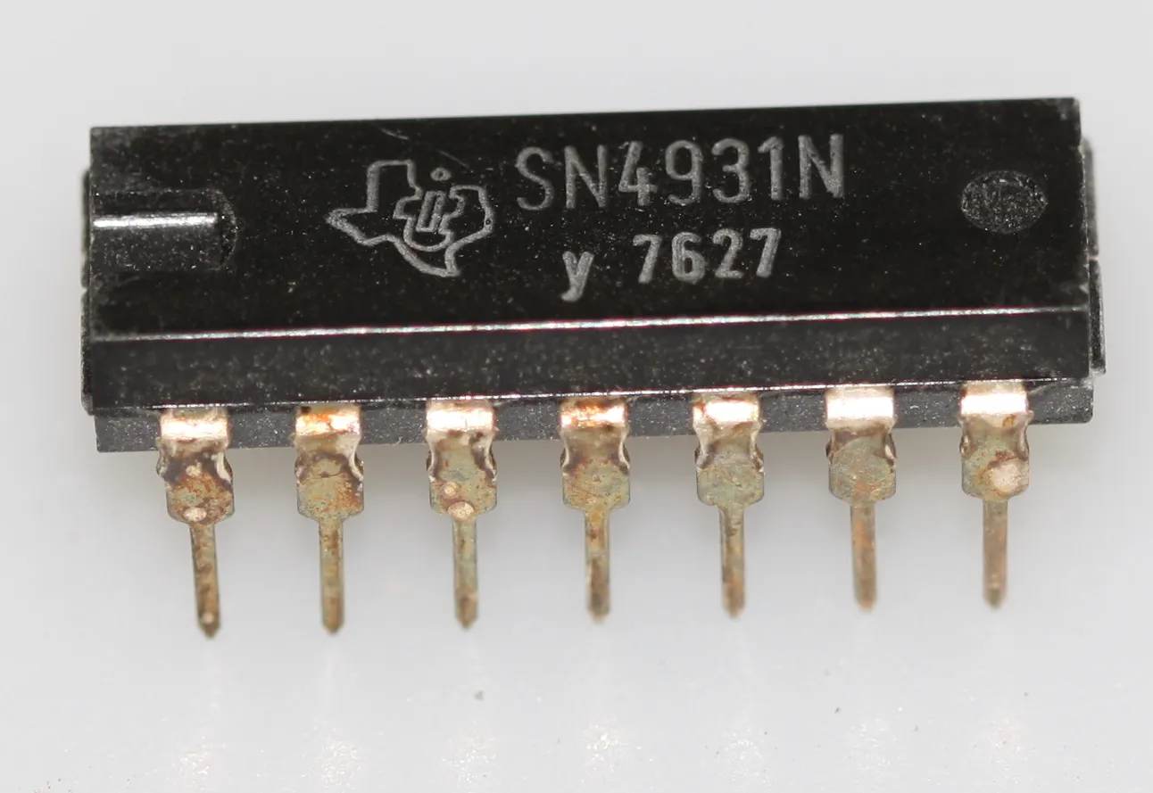 Dual 5-input NAND gate DIP-14