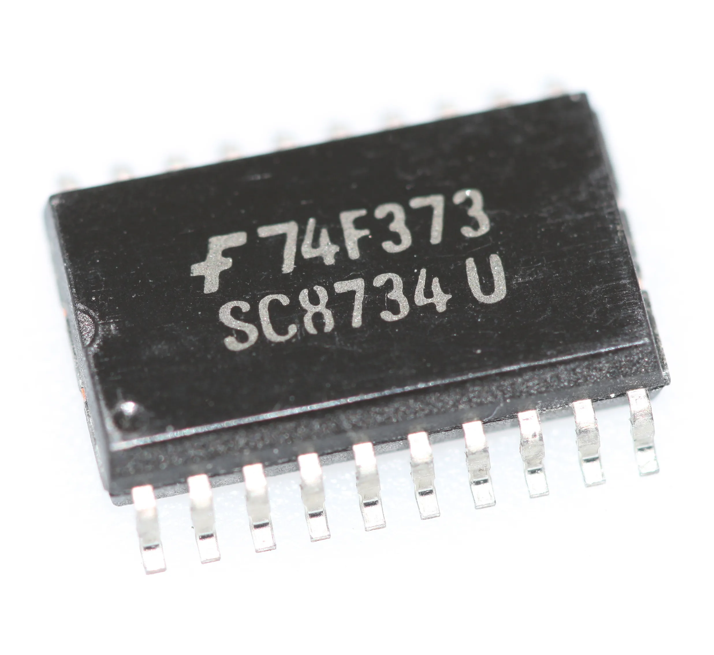 Octal transparent latch with three-state out SO-20