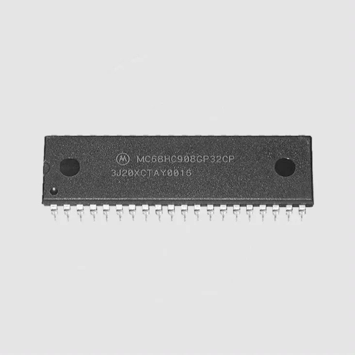 [81136] 1,5K-Flash 128B-RAM 5I/O SO8