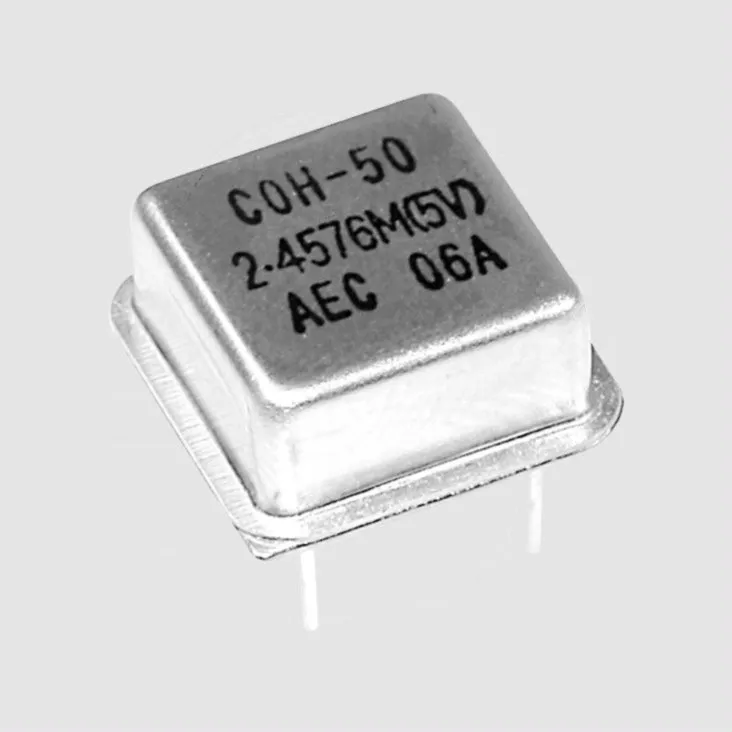 [103322] C-Oscillator 10MHz DIL8Met CMOS/TTL
