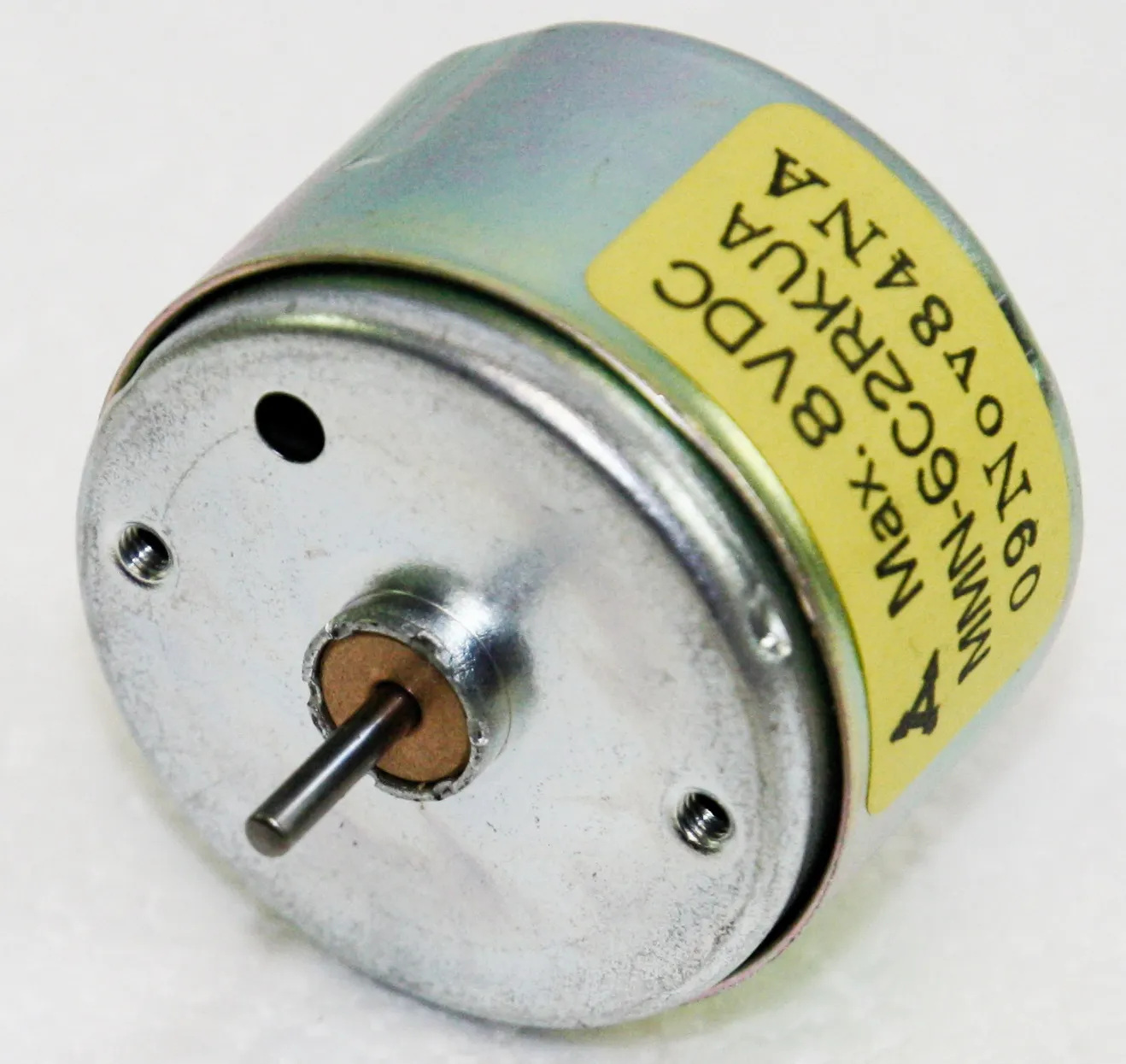[119495] DC motor 8V Ø=34x25mm.