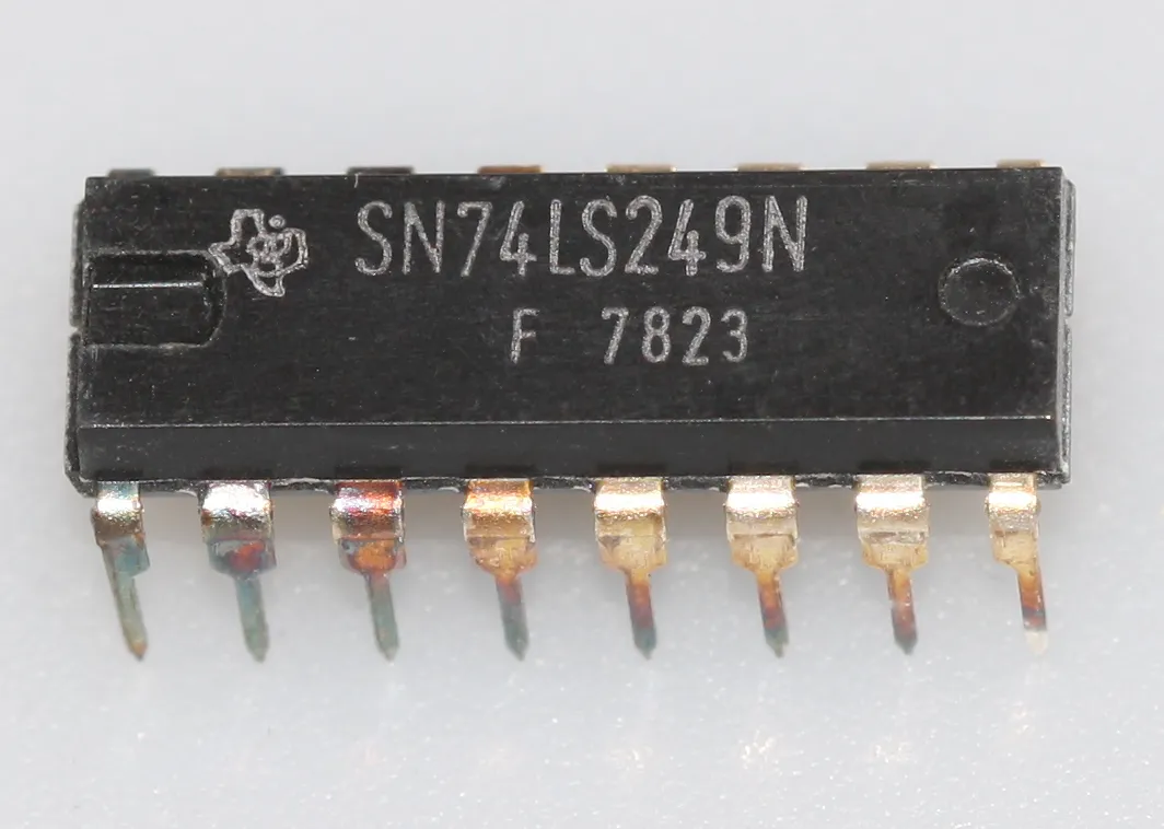 [131506] BCD to Seven Segment Decoders/Drivers DIP-16