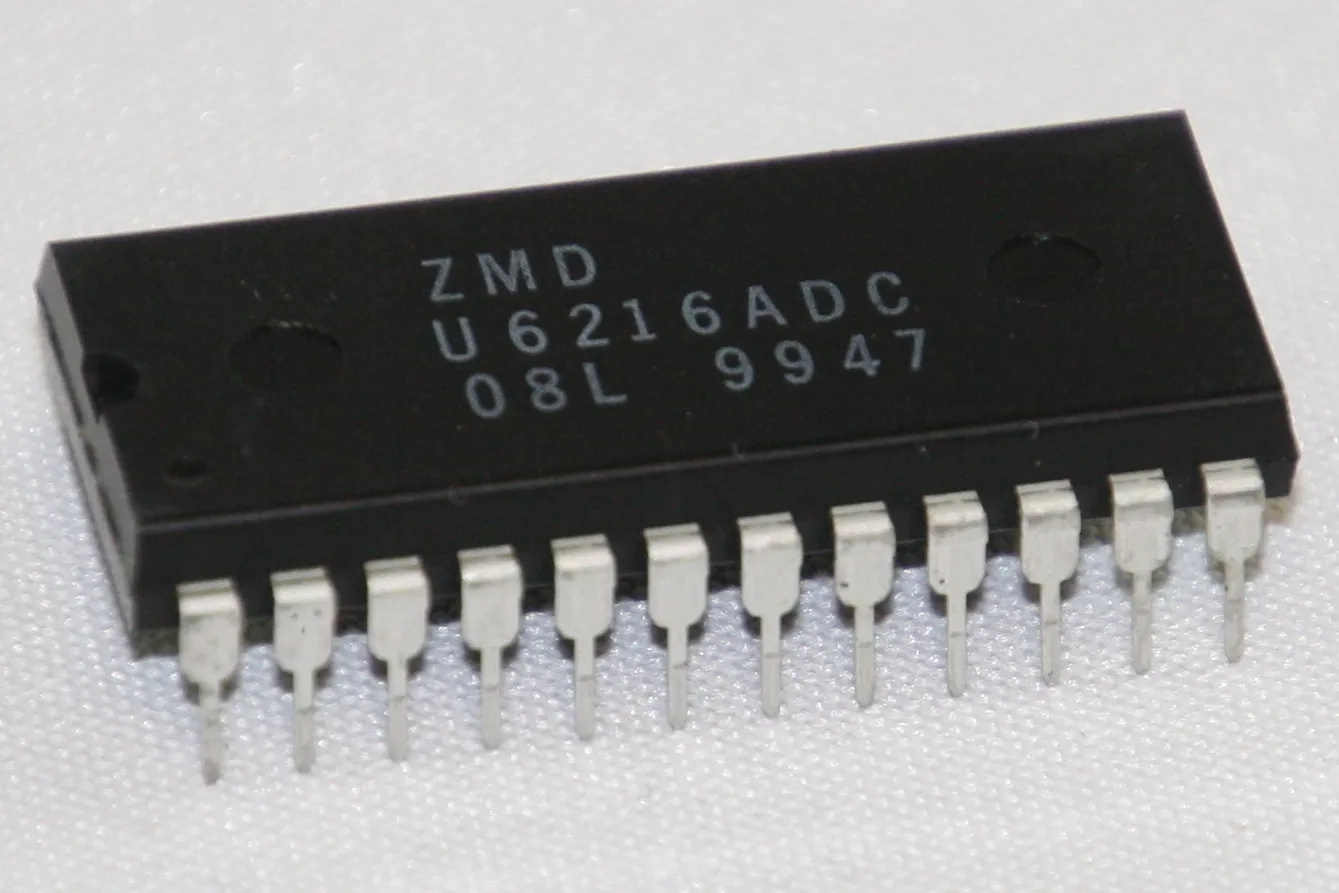 IC DIP-24