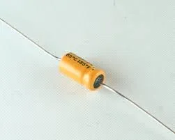 10uF 35V Elektrolyt Axial 100 stk. Ø=5x11mm.