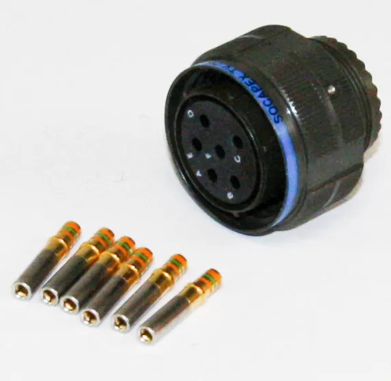 AMPHENOL 6-pin female plug