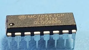 MICROCONTROLLER DIL-16
