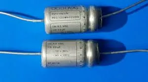 El-Capacitor 33uF/25V 10x20mm