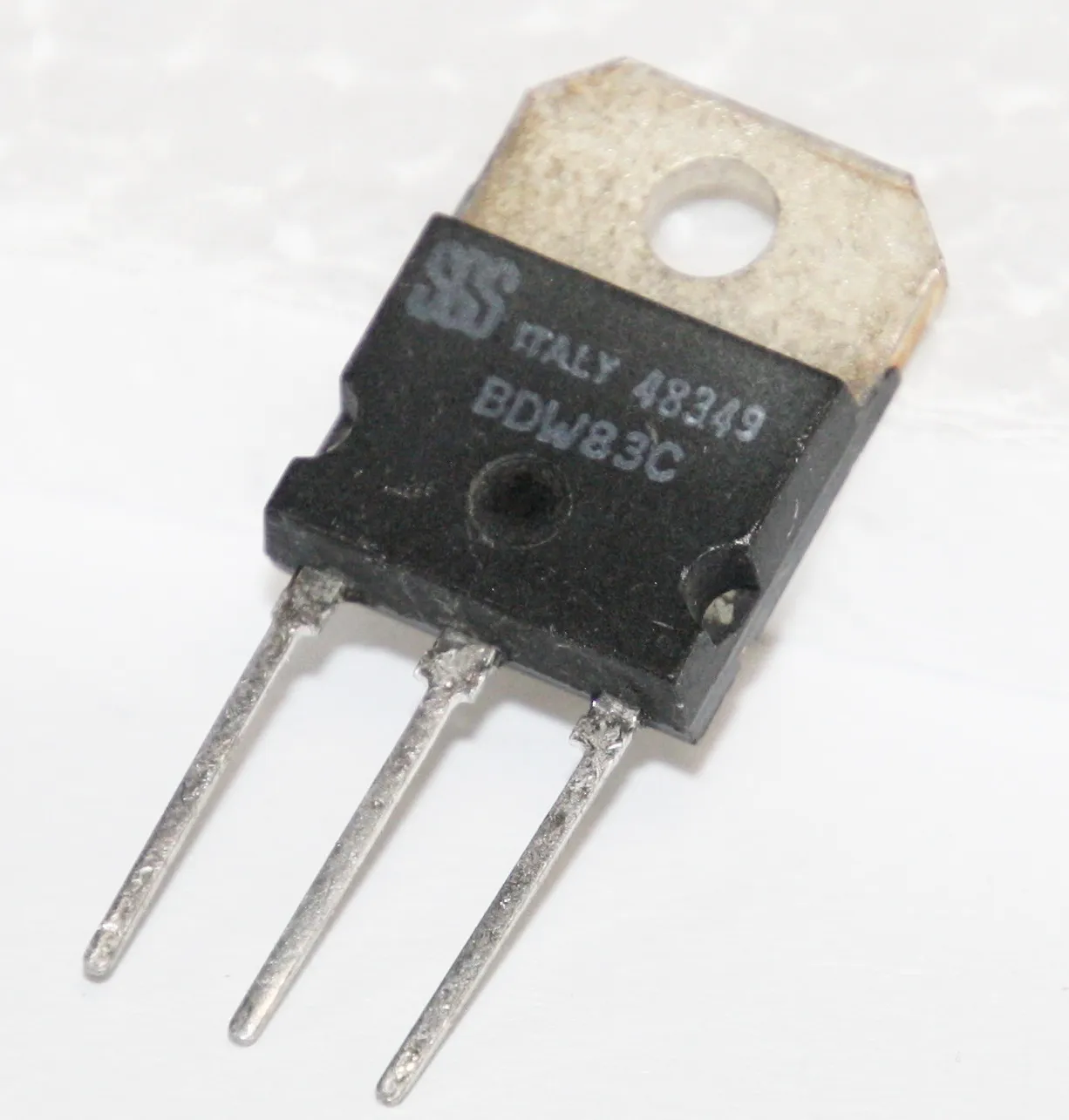 NPN-Darl 100V 15A 150W TO218