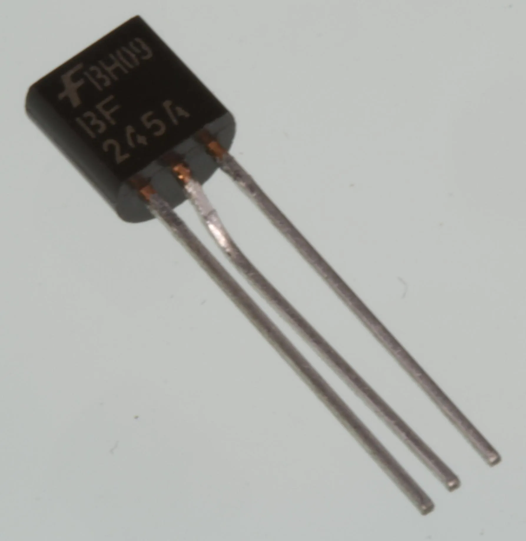 N-FET 30V 25mA 0,3W 2-6,5mA TO92