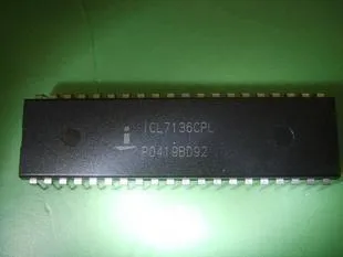 3 1/2 Digit A/D Converter DIP-40