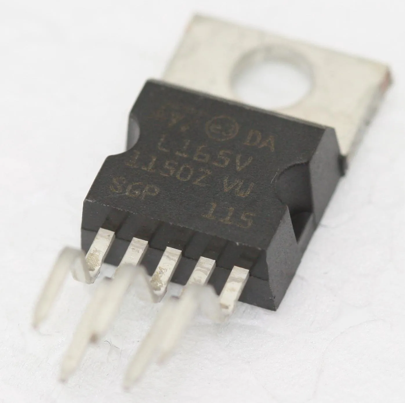 Power-Op-Amp +-18V 3A 8V/us TO-220/5