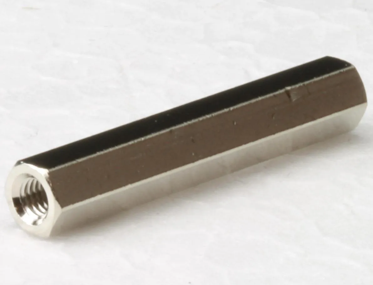 Afstandsbolt L=30mm. M3 2xINDV. GEVIND