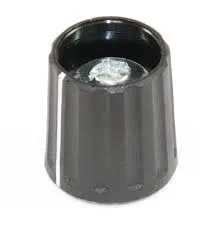Knap 15/6mm Sort Blank MED STREG