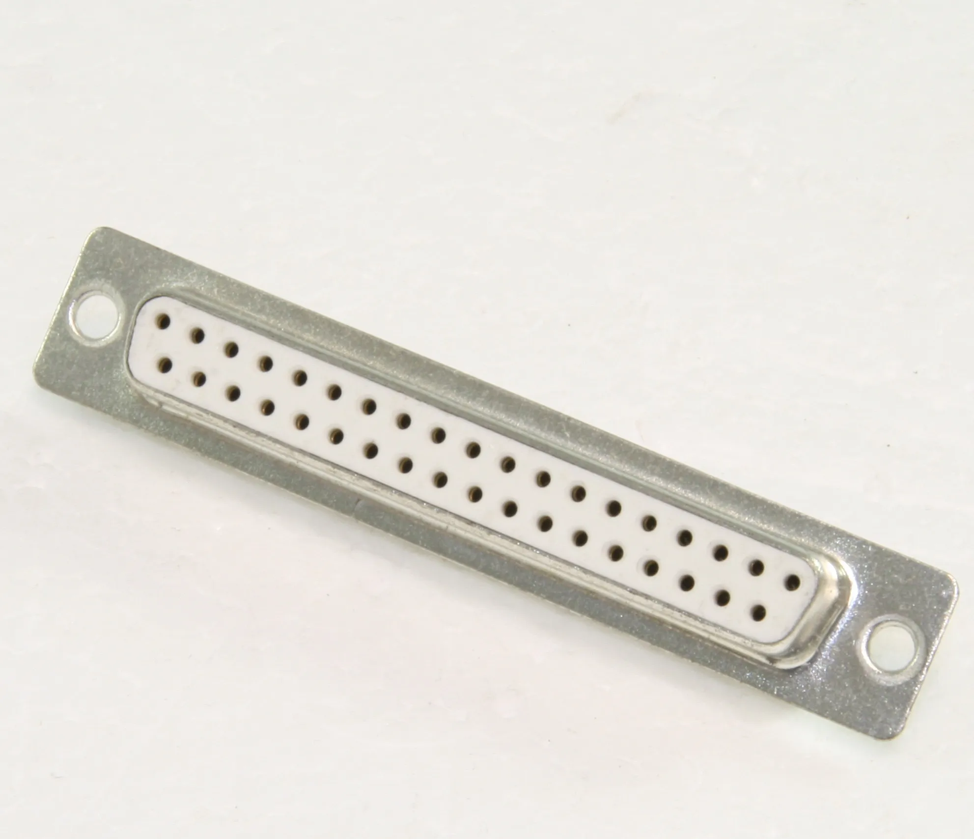 D-Sub-Socket 37-Pole Solder Cup