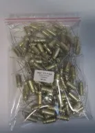 100uF 63V axial elektrolyt kondensator, POSE MED 100 STK.