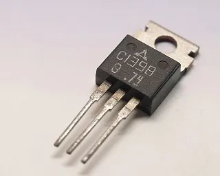 NPN.70V.3A.15W.TO-220