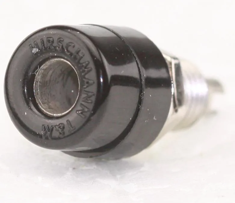 Banan Bøsning (Chassis) 4mm Sort