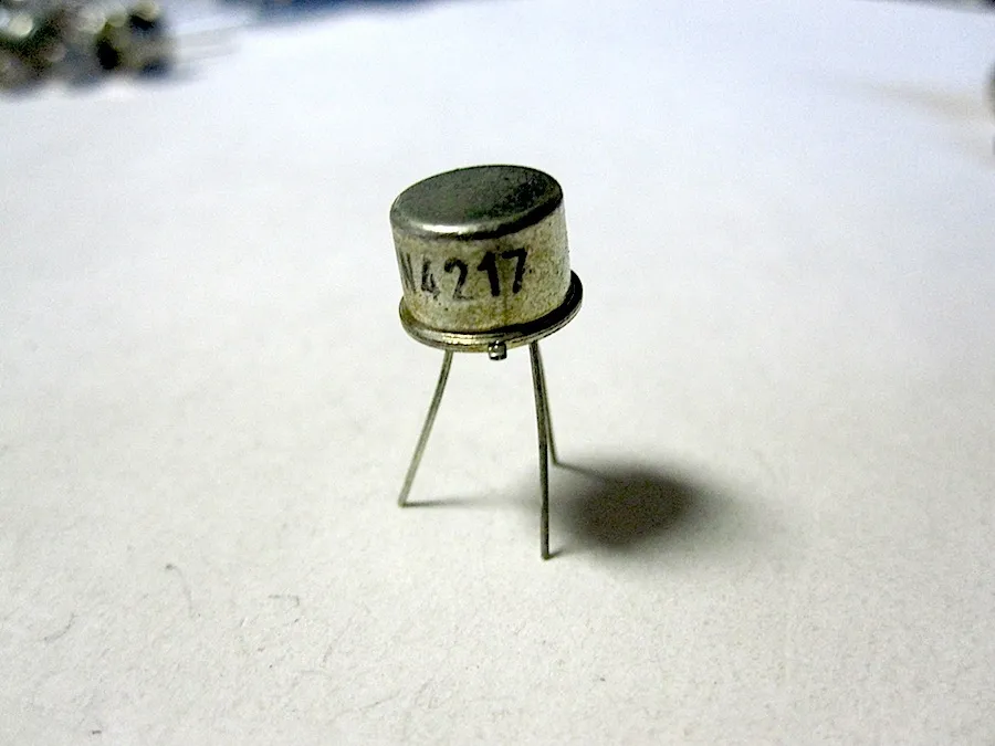 Thyristor 250V, 1,6A, Igt/Ih<0,1/3mA TO-39