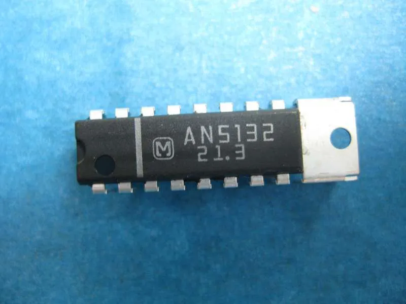 COLOR TV IF AMPLIFIER DETECTOR AGC, AFC CIRCUITS DIP-18