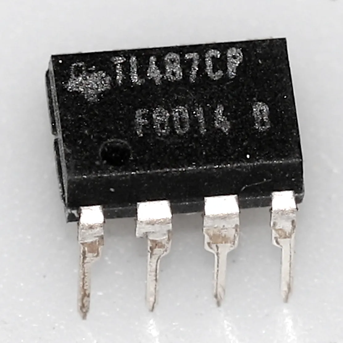 5-Step Logarithmic Analog Level Detector DIP-8