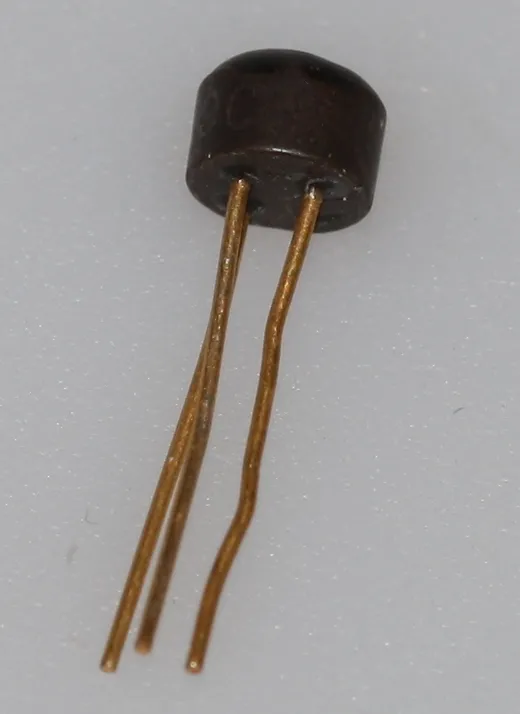 PNP 45V 100mA 0,3W TO-106