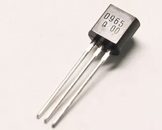 SI-N 40V 5A 0.75W 150MHz TO-92