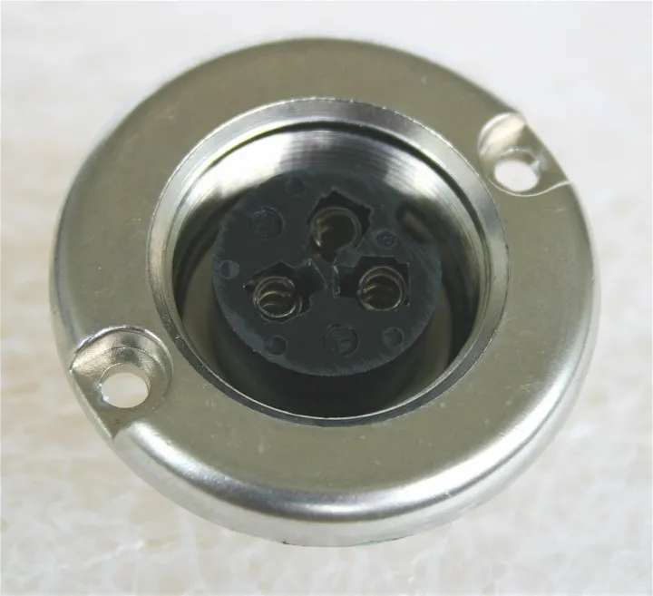Amphenol 3 pol plug female chassis