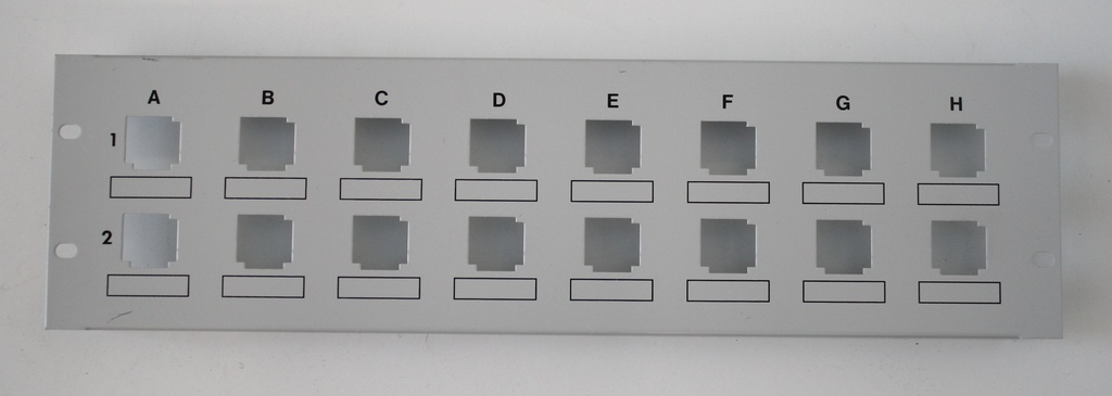 Frontpanel 16 x hul (25,7 x 26mm) 3U