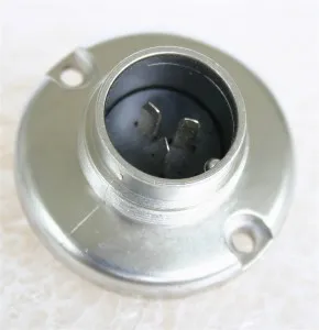Amphenol 3 pol plug male chassis