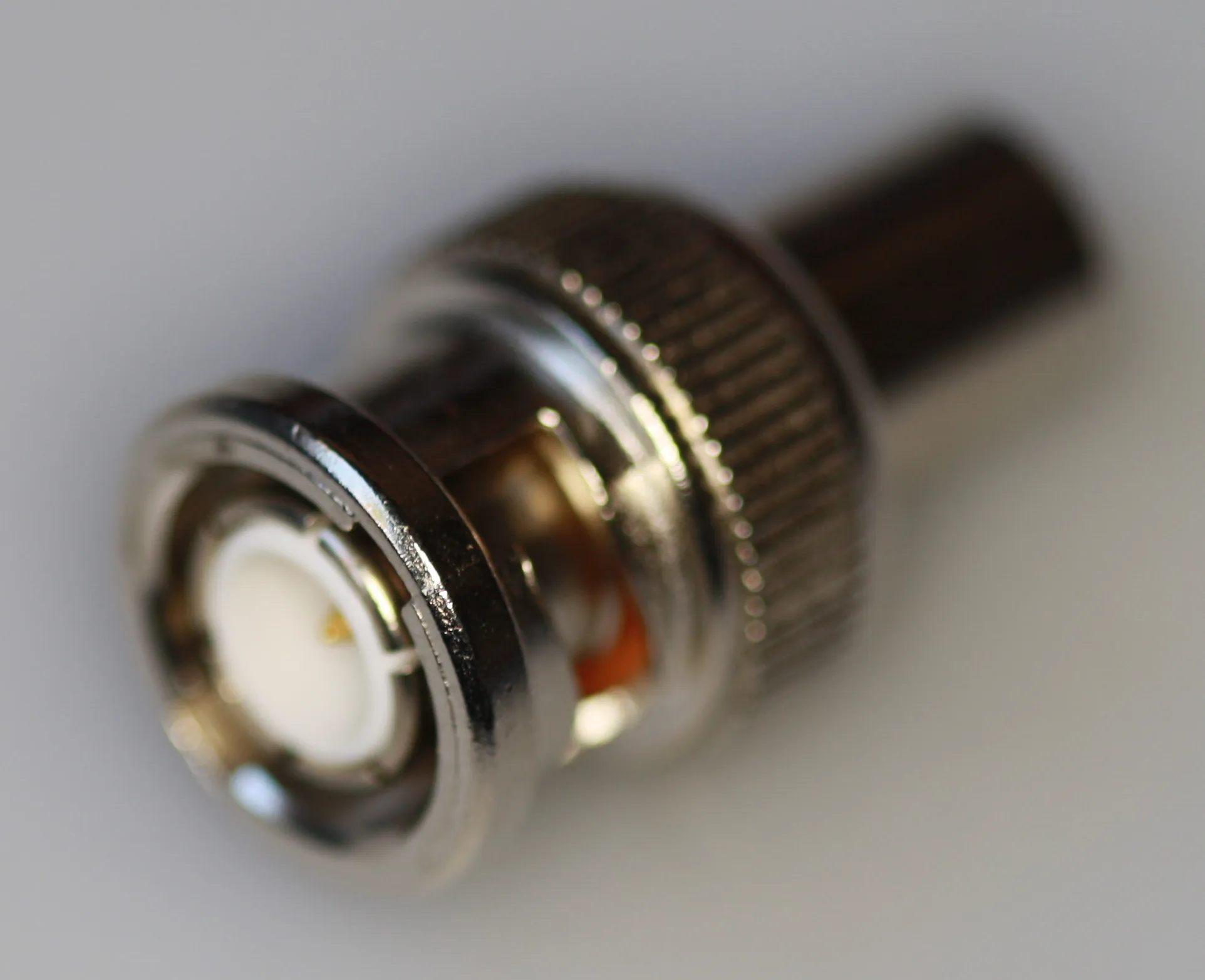 AMPHENOL BNC Terminator 50 Ohm med stelskrue