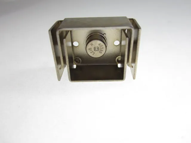 NPN 60/40V 0,7A 3,5W TO-18-SPEC