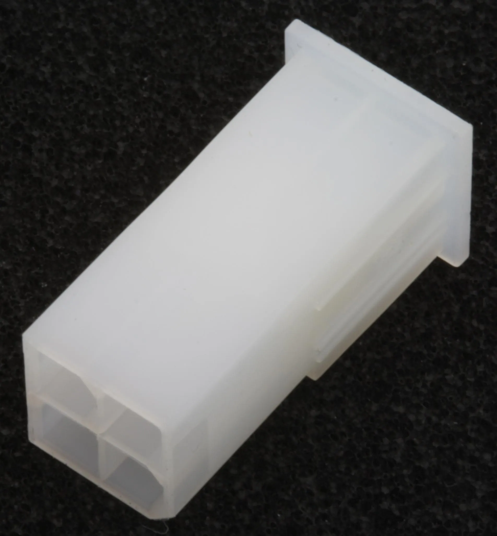 Mini-Fit Crimp housing HAN 4-pol