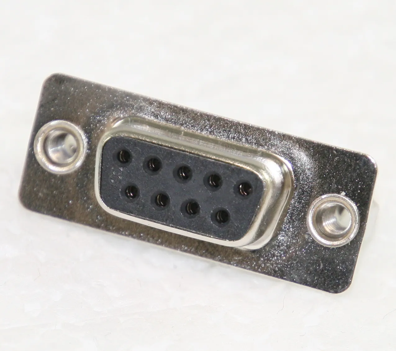D-Sub Socket 9-Pole PCB Straight bakke med 90 stk.