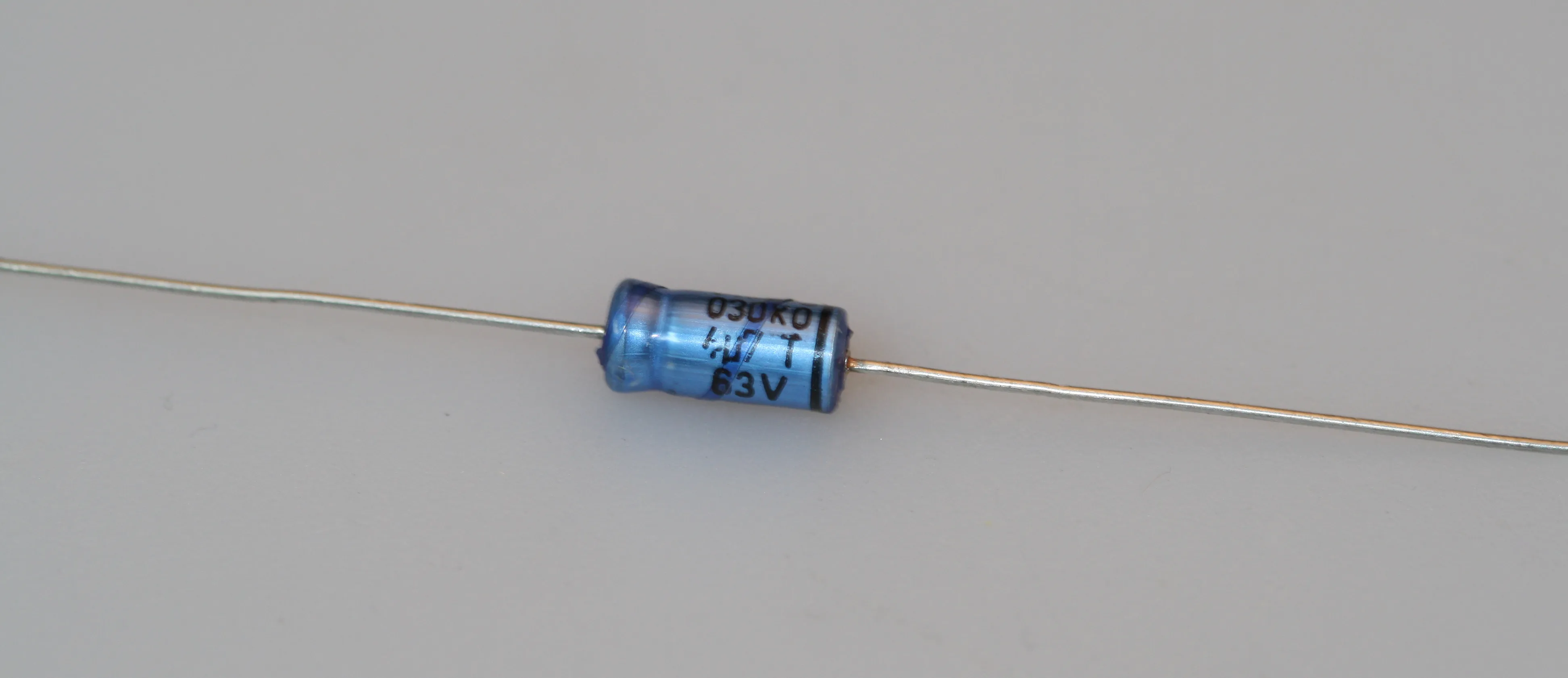 El-Capacitor 4,7µF/63V-4,5X10mm