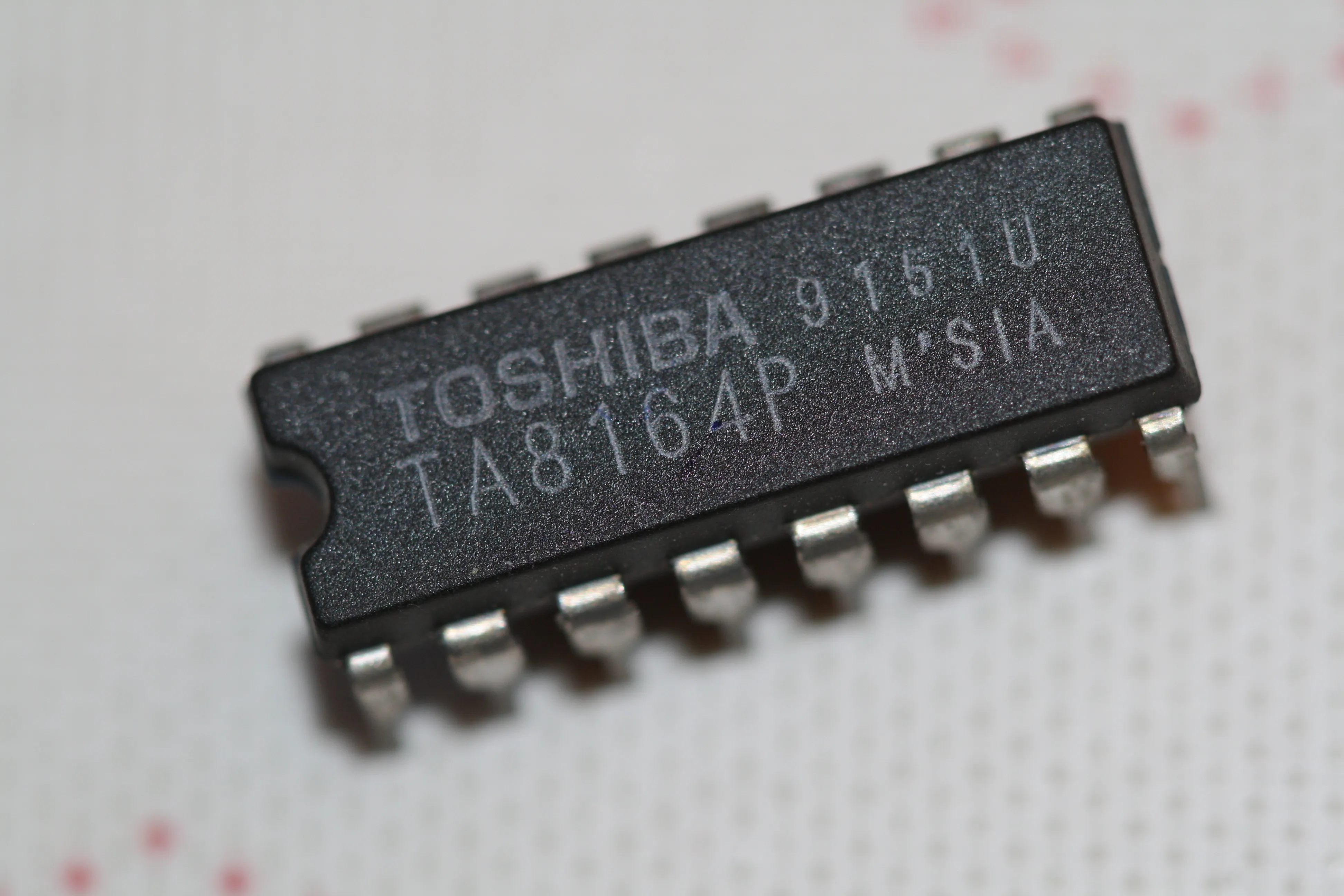 3V Monaural Radio IC DIP-16