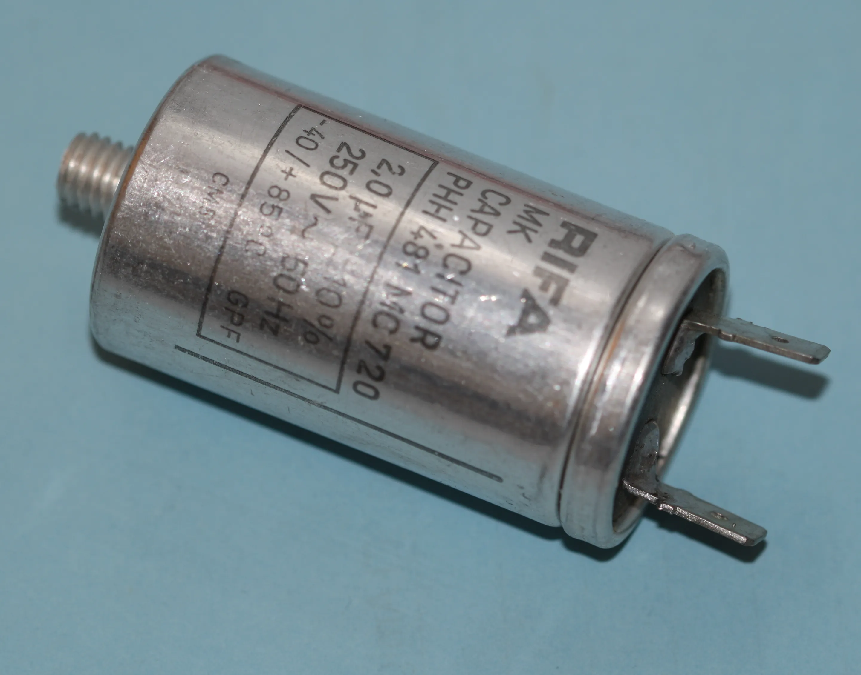 RIFA MK 2uF/250V-AC m.bolt Ø=30x52mm.