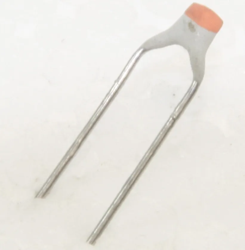 Cer Capacitor 100pF 100V P5,08 N150