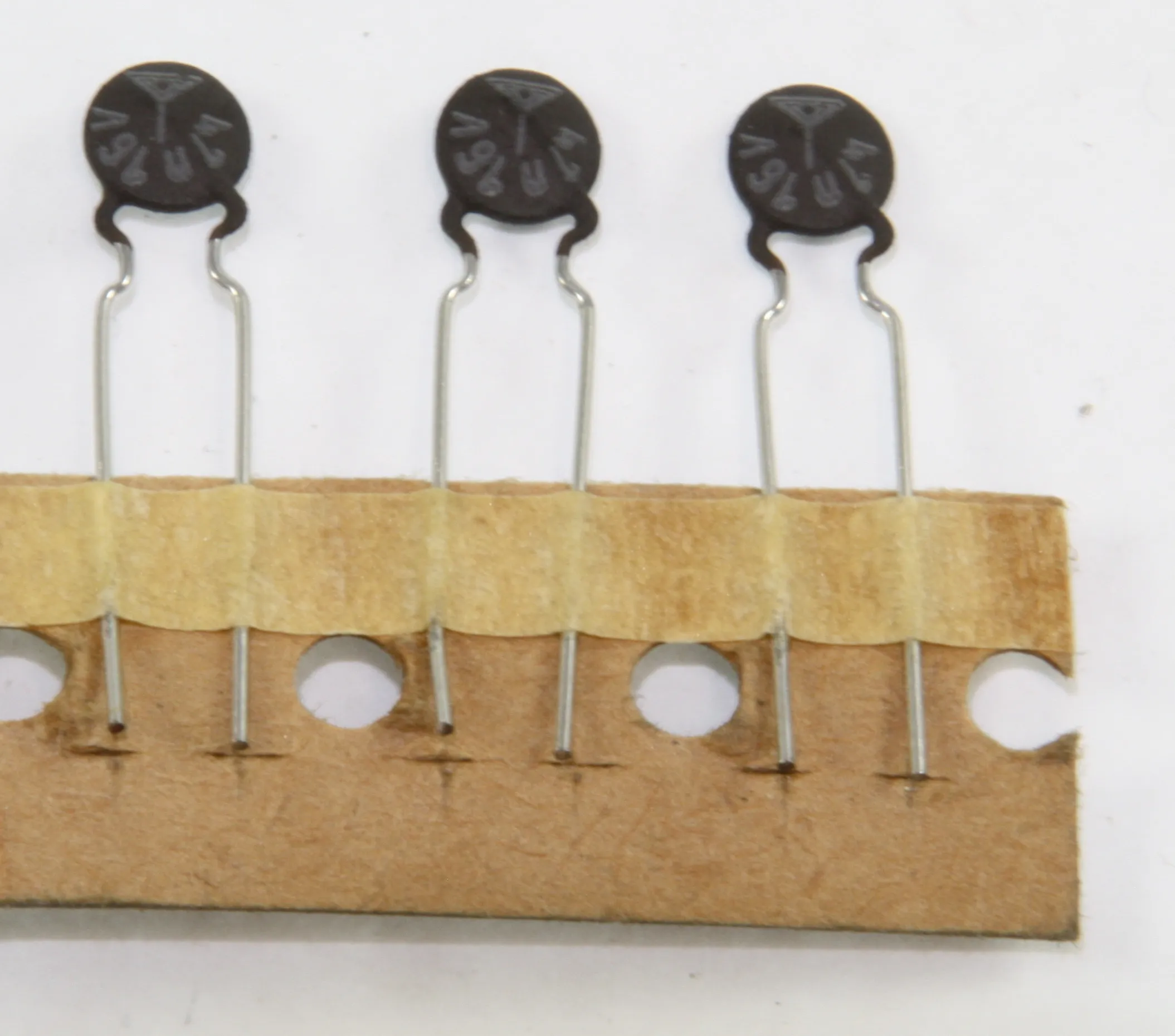 Cer Capacitor 47nF 16V P5,08 tape
