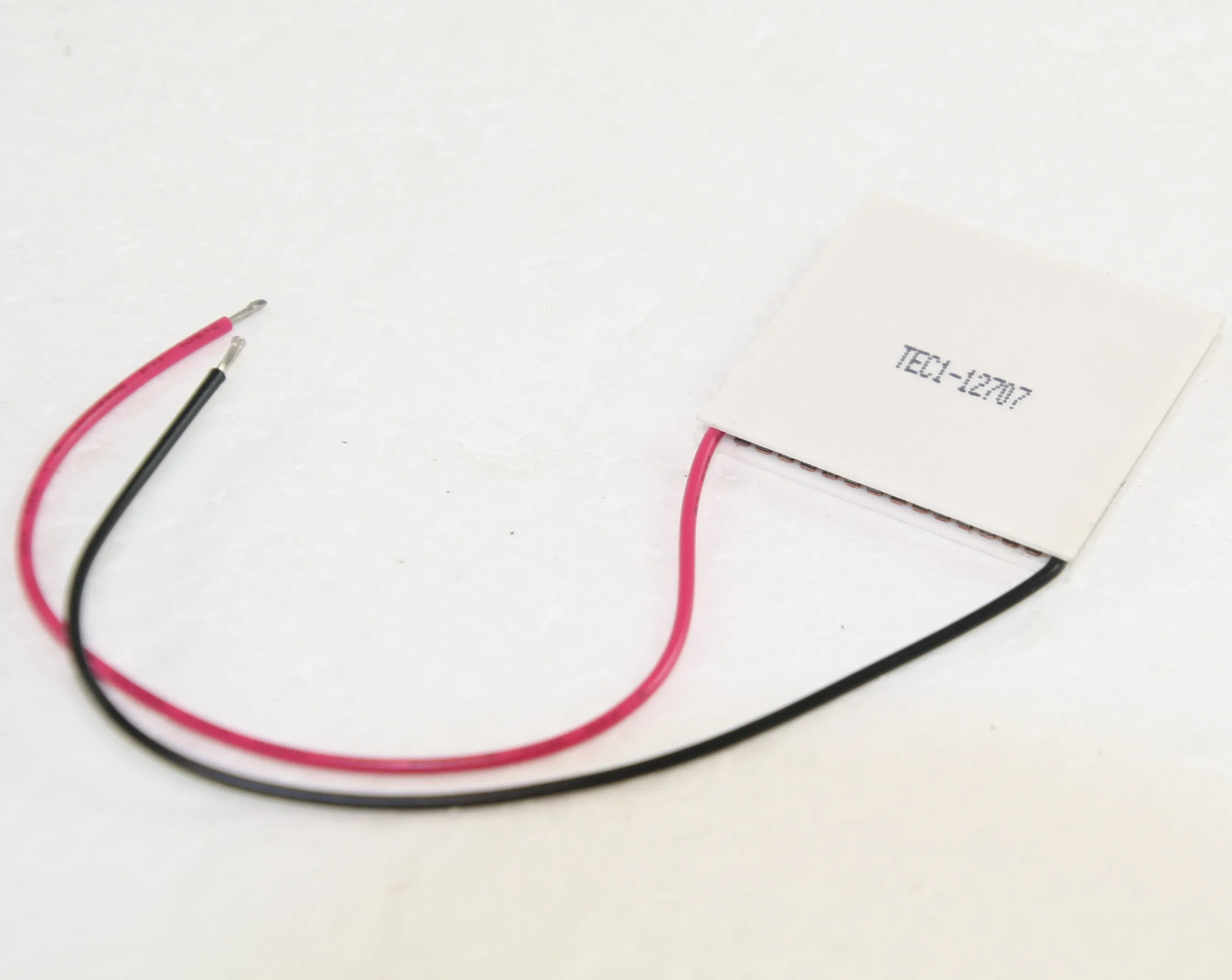Peltier element, 40x40mm. 15,4VDC 7,5A (75W)