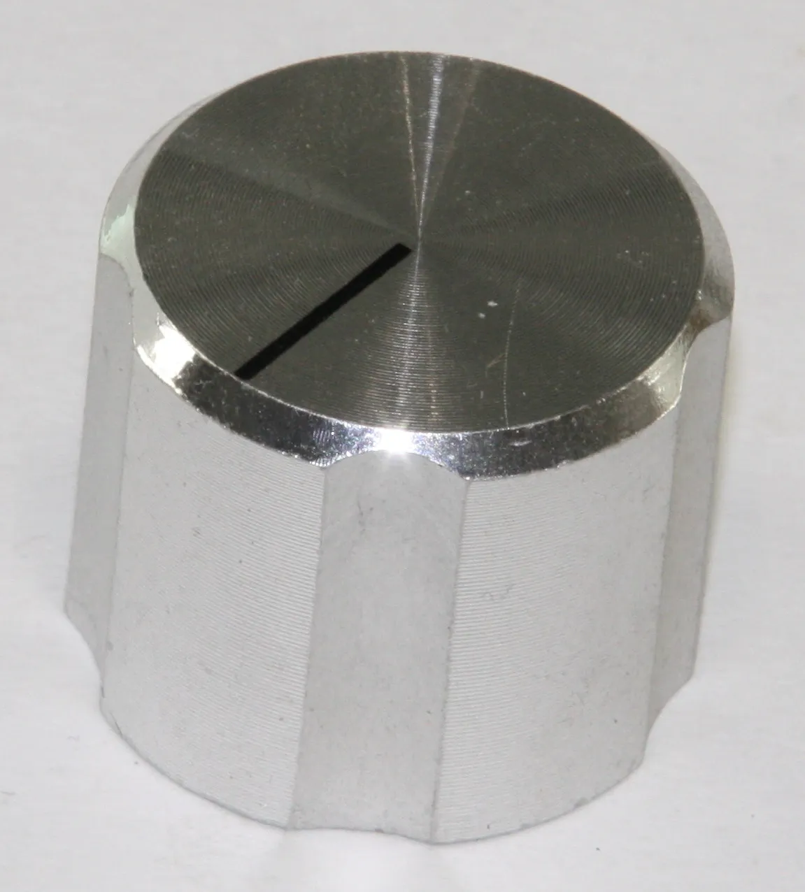 Aluminiumsknap for 6mm aksel, Ø25x21mm, ALU, MED indikatorstreg