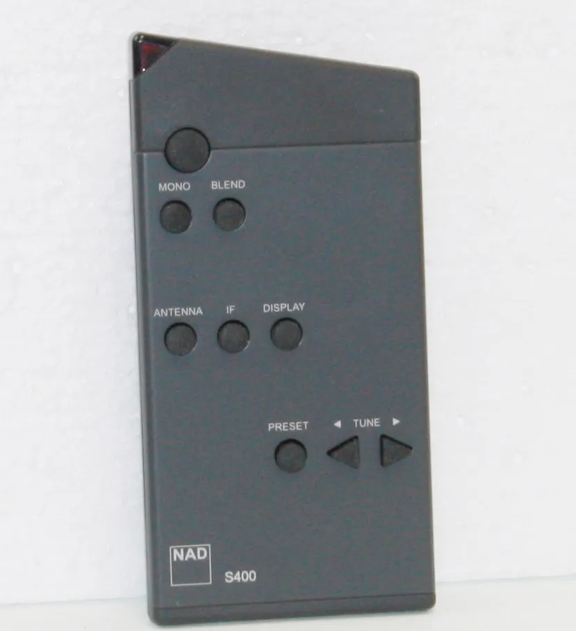 [141108] Fjernbetjening for NAD tuner