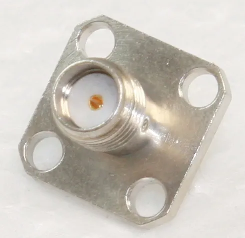 [142262] SMA-Female 4-Hole Flange - Panel Mount Coaxial Connector (Brugte)