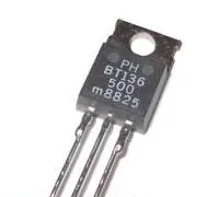 [143128] Triac 4A 500V 70mA TO220AB