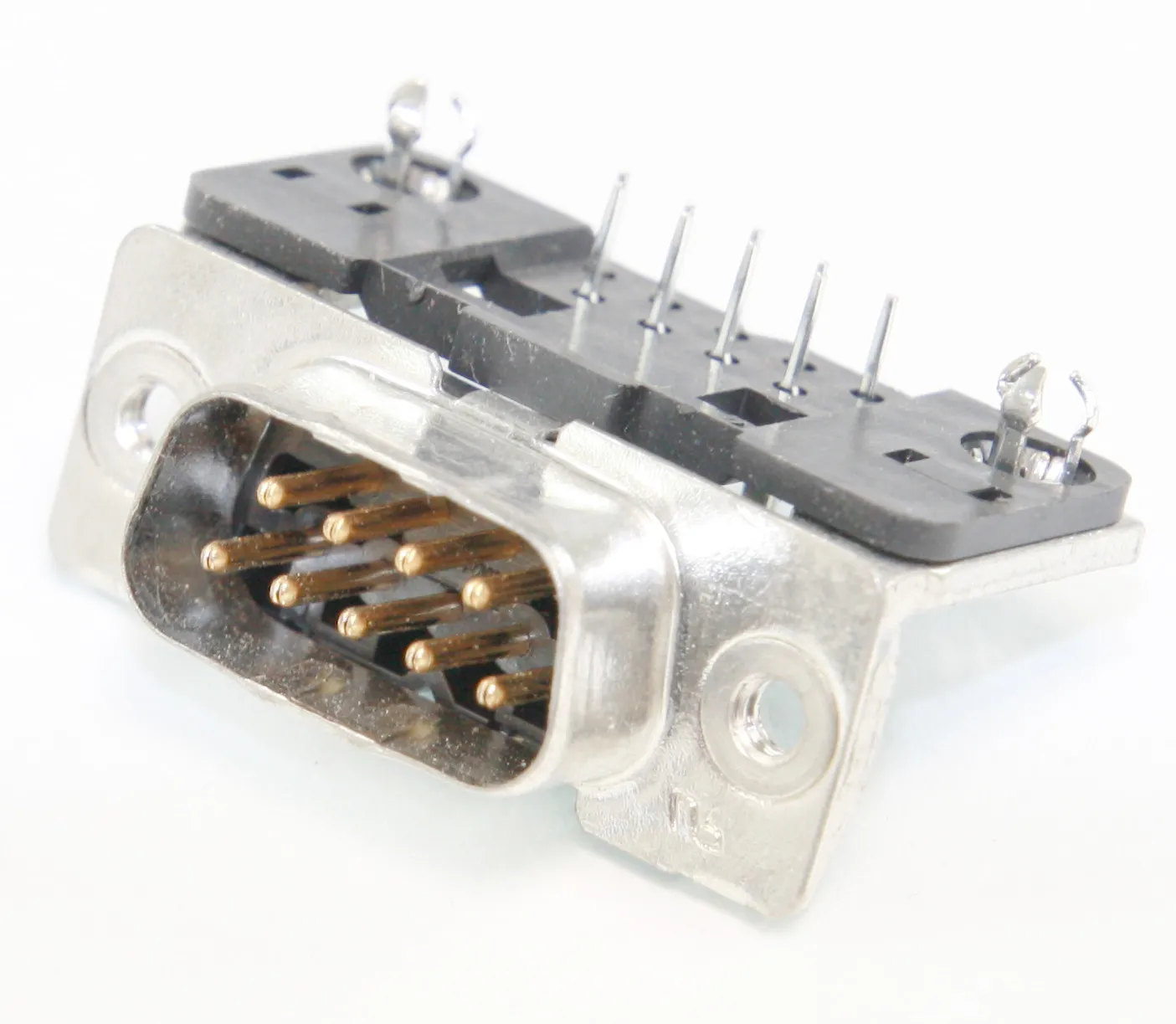 [143619] D-Sub Plug 9-Pole Solder Pin 90¤ AMP