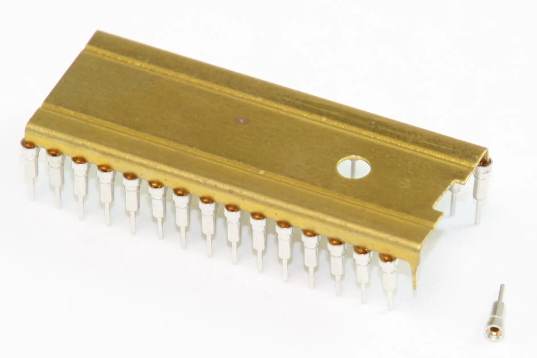 [143953] Ca-IC-Fass. 32pol RM=15,24mm