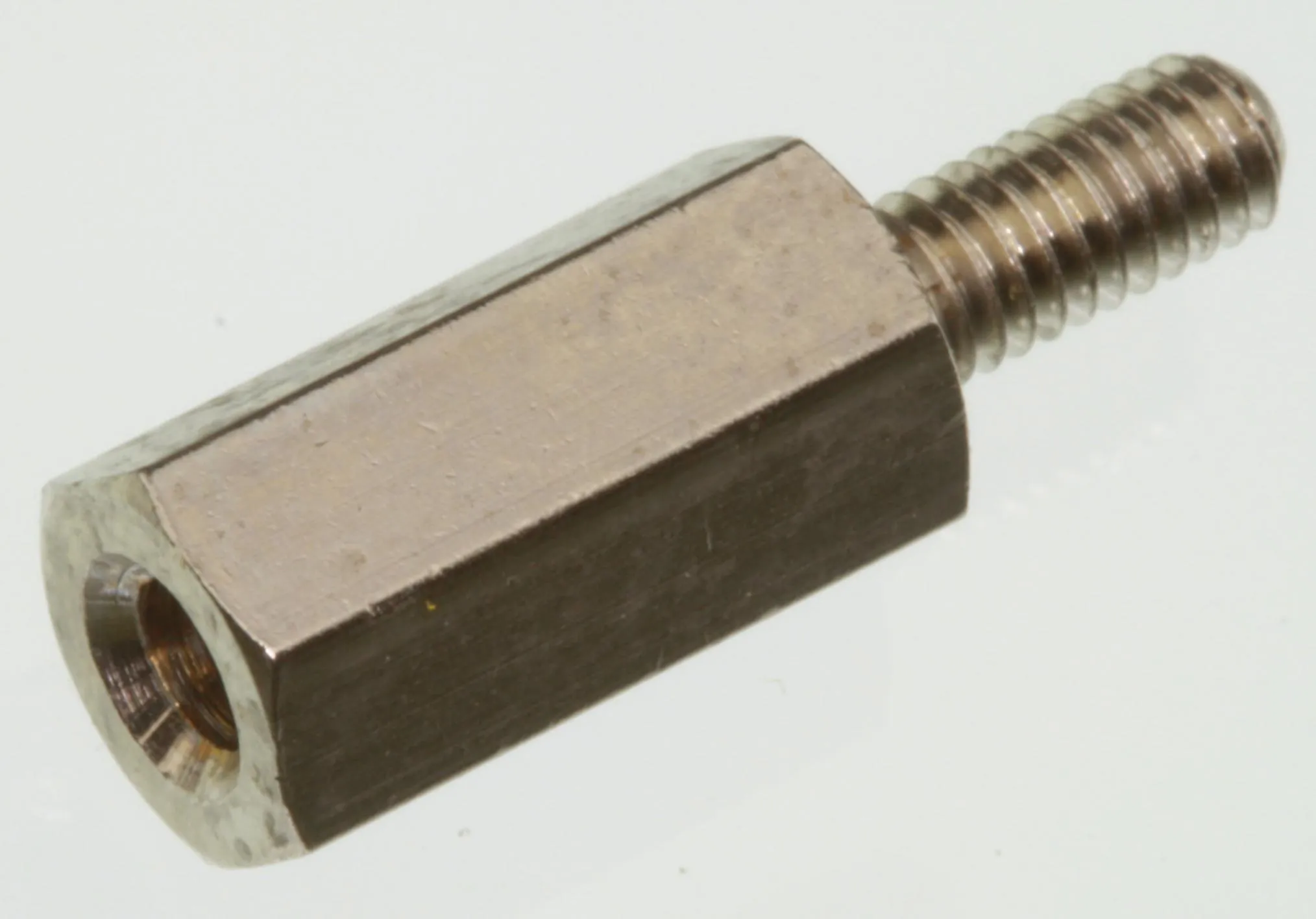 [145930] Afstandsbolt L=25mm. M2,5 UDV.-INDV. GEVIND