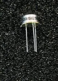 [146669] N-Ch 500V 2,5A 25W 1,725R TO205AF-3