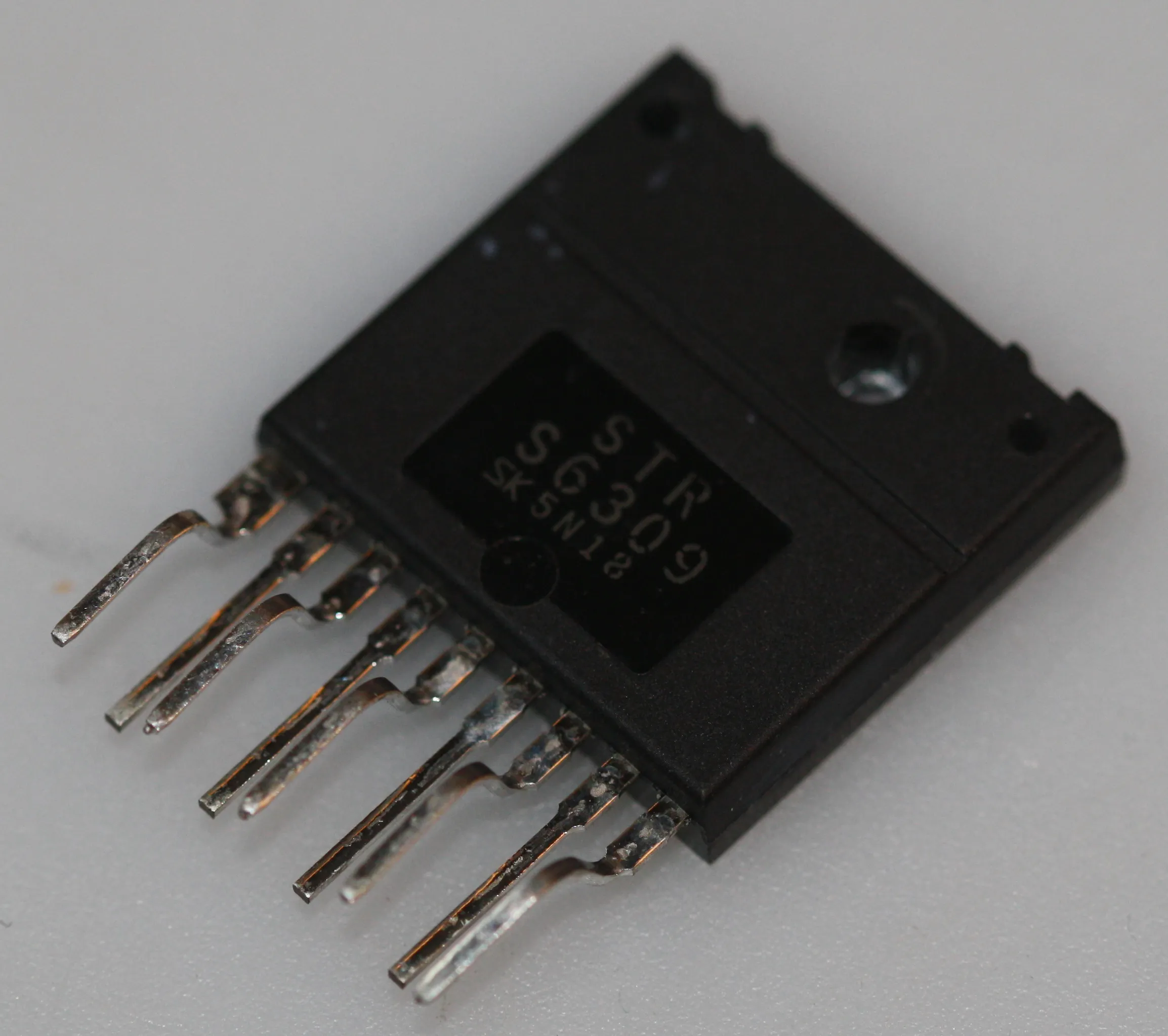 [135683] SAMSUNG CIRCUIT INTEGRE SIP-9