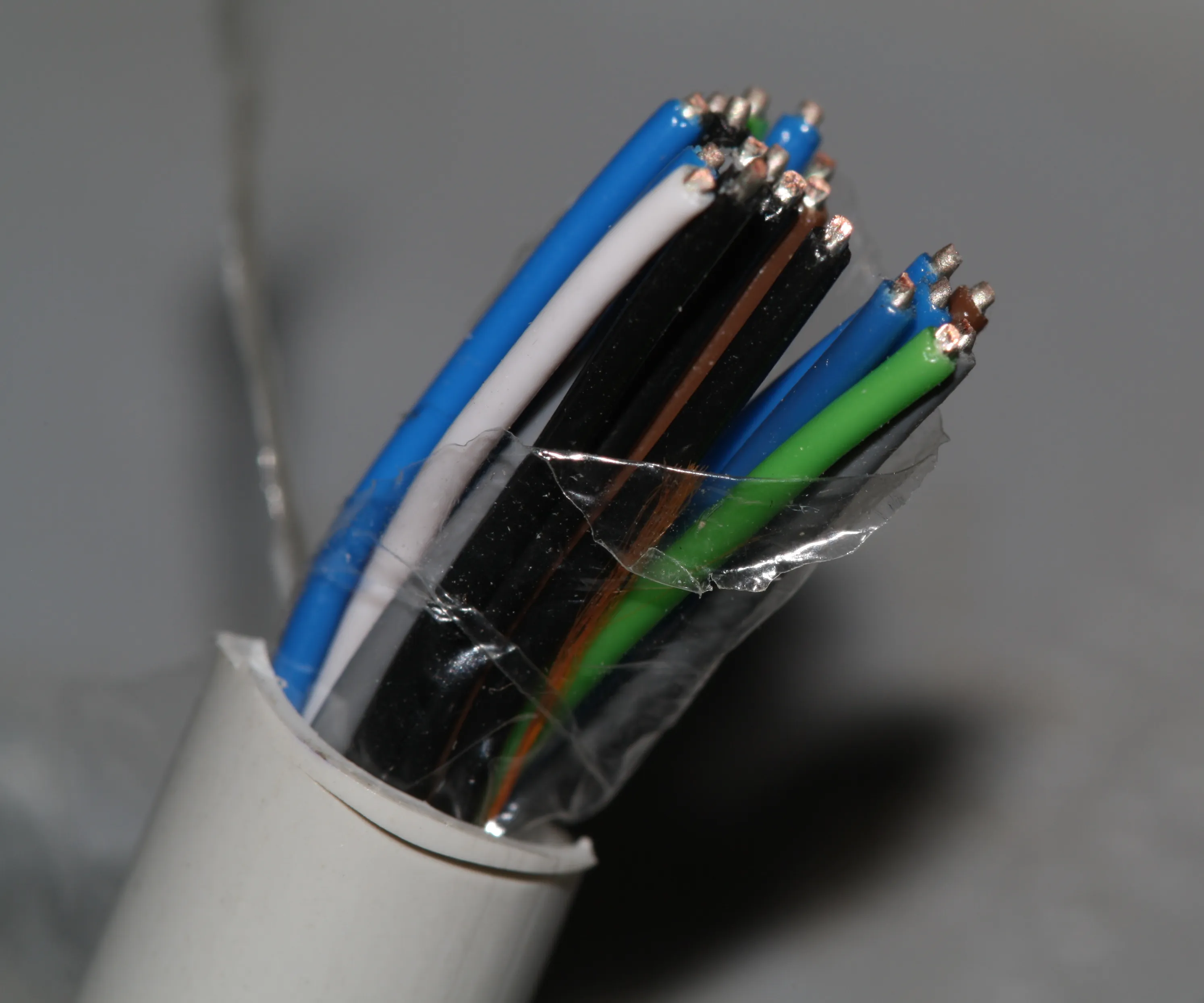 [134864] 10x2 Wire RUND GRÅ 0,6# HÅRD